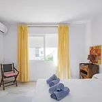 Cubo's La Butibamba ラ・カラ・デ・ミハス